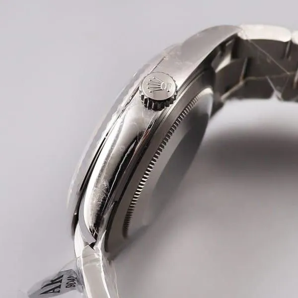 watch ar log Rolex126334black dial904lstainless steel side view