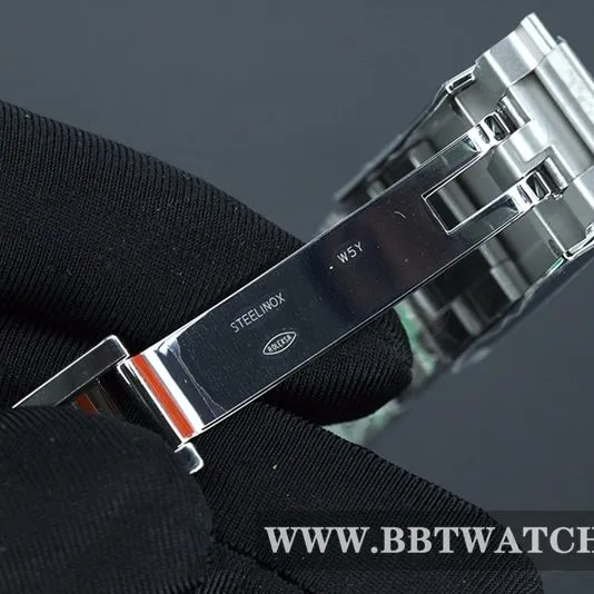 BT factory Rolex Daytona4130 top-tier watch real shot front view