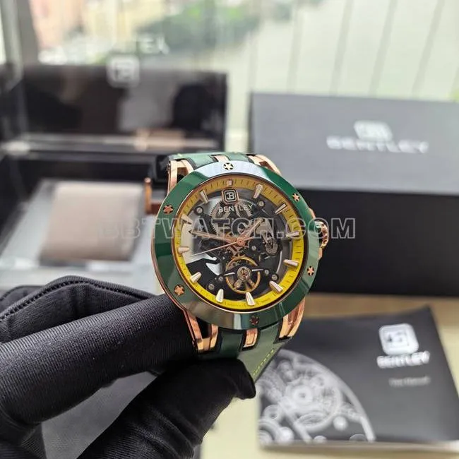 watch Bentley BL-62 peak green rubber braceletfront live photo