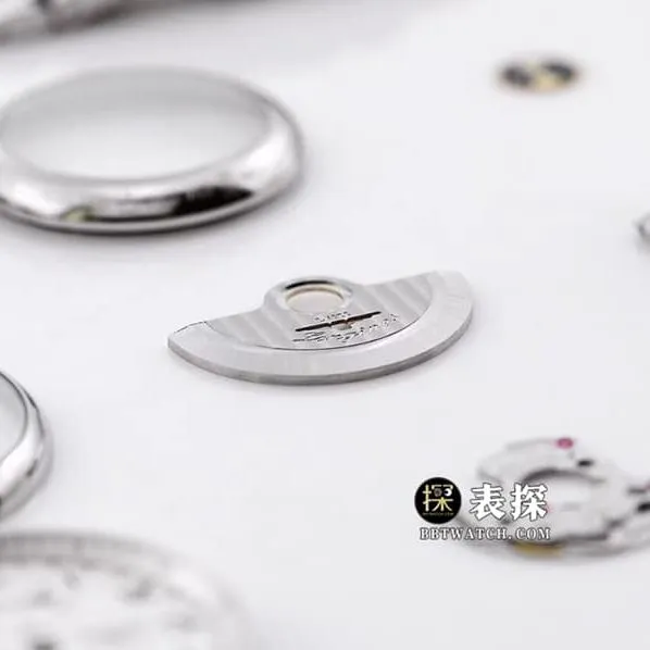 LGS watchmaking traditional Longines1:1replica watch silver dial wheat grain moon phasesteel bracelet model L2.673.4.78.6braceletlive photos