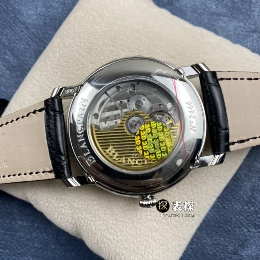 OM FactoryBlancpain classic top-tier 1:1super watch men's white dialmoon phaseleather strap picture and price side live photo
