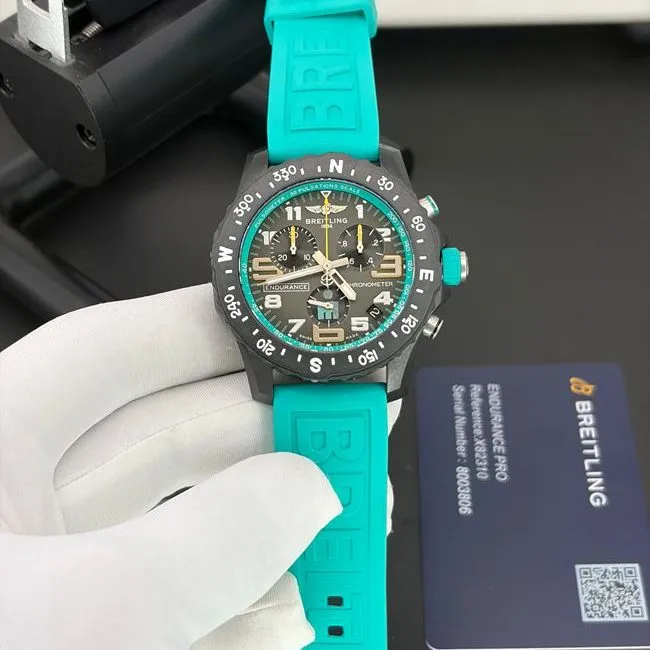 top-tier watch original Breitling professional gray plate blue green bracelet quartz movementfront live photo