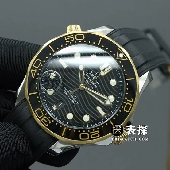 VS FactorySeamasterOmega1:1replica watchlumeblack dial corrugated pattern⁠rubber model 210.22.42.20.01.001clasplive photos