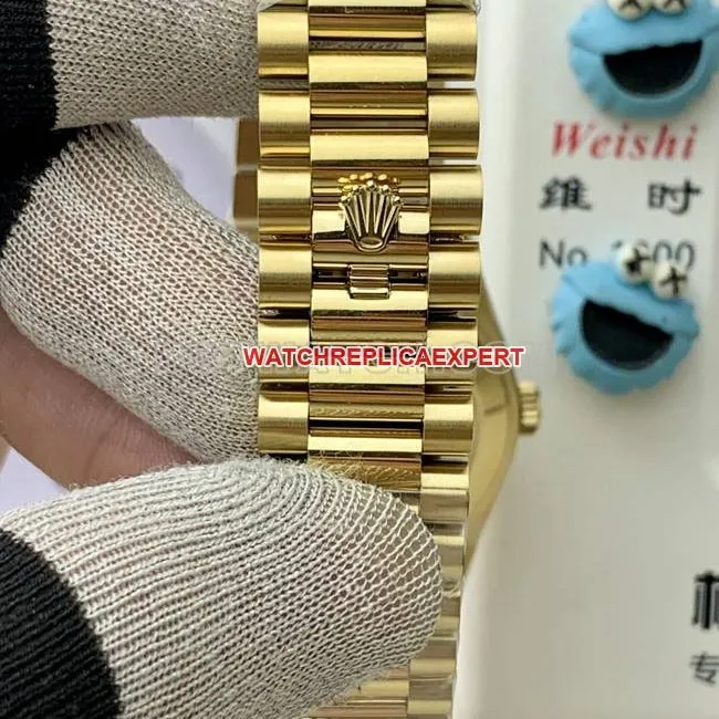 collectible watch Rolexblack dialPPM factory Day-Date mechanical yellow goldcaseback live photo