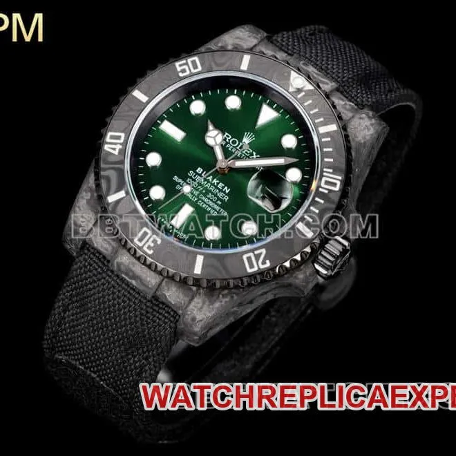 PPM factory RolexSubmariner1:1super clonegreen dial carbon fiber 3135 black leather strap model side live photo