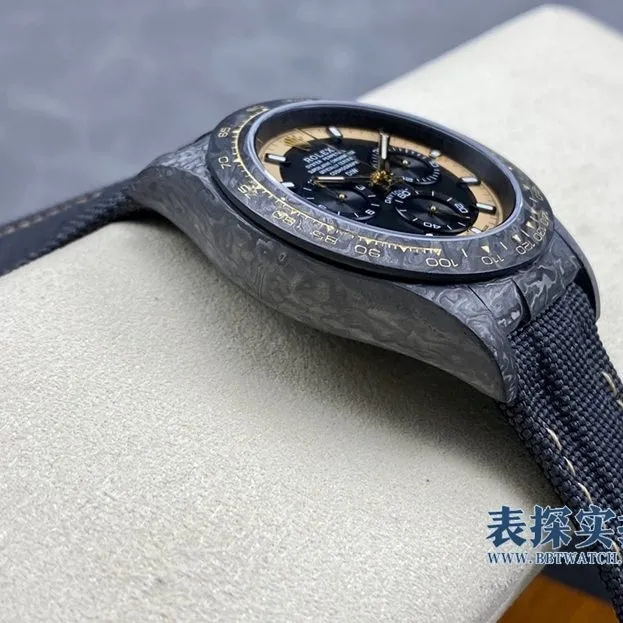Top high-quality Rolex carbon fiber Daytona men's mechanical wristwatch side