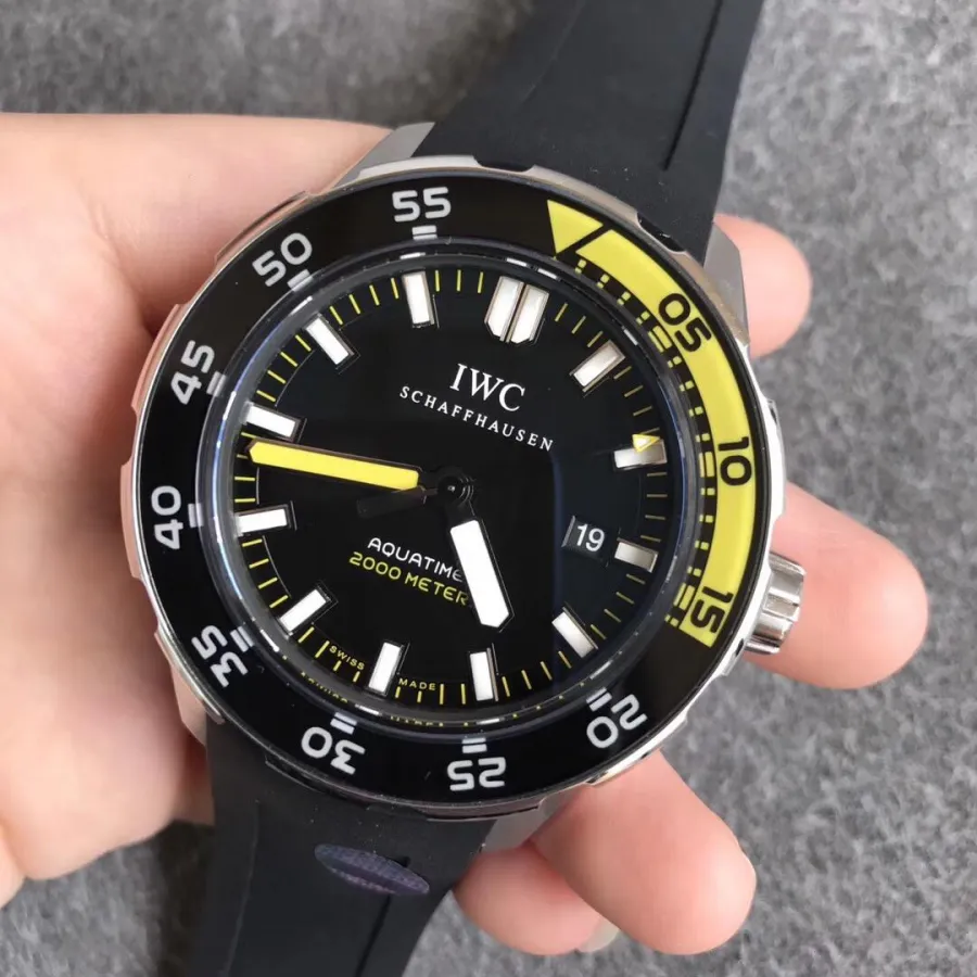 IWC Aquatimer Family vs Omega Seamaster