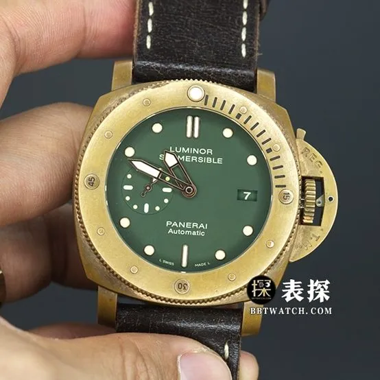 VS FactoryPanerai special edition PAM003821:1top-tier watch men's green dialleather strap model pictures and prices side live photo