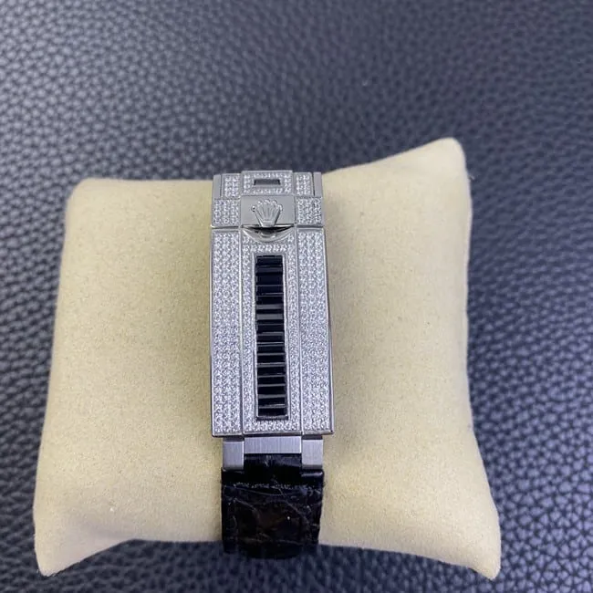 Rolextop-tier watch men's black dial black belt Submariner series fully automatic movementleather strap side view