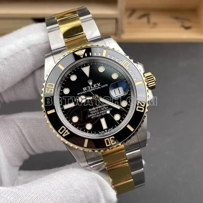 Rolex1:1replica watch VS FactorySubmariner41mmblack dial3235mechanical movement gold steel bracelet clasplive photos