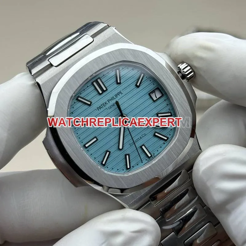 Patek Philippetop-tier watch BBF factory Nautilus Tiffany blue dial324movementsteel bracelet model side live photo
