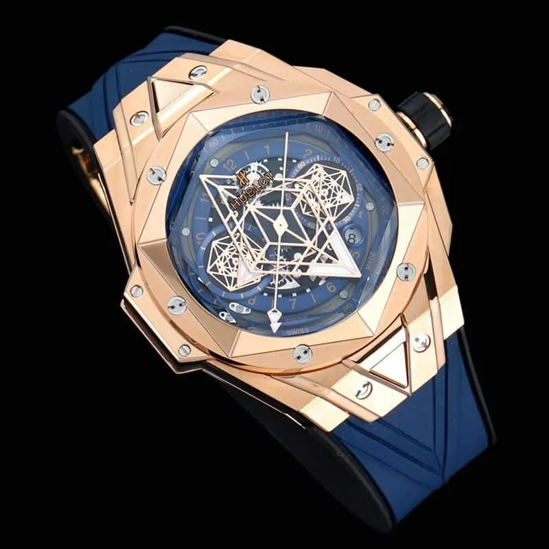 HublotHublothigh-quality watch new BigBangSangBleuII tattoo men's mechanical watch side view