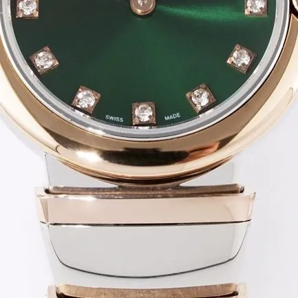 top-tier replicaBvlgari women's green dialsteel braceletLVCEA series quartz watch side view