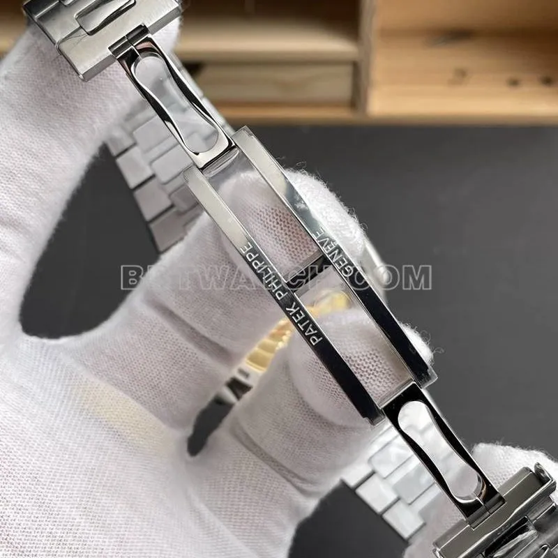 Patek Philippe collectible watch DDF factory Nautilus40mmgreen dial330movementsteel bracelet front live photo