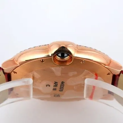 V6 factory top-tier watch Cartier men's white dial red band blue balloon series automatic movementleather strap watch back cover picture