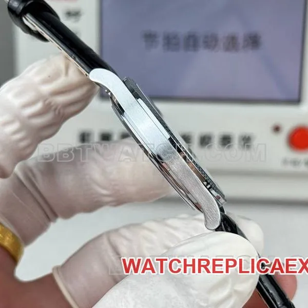 Patek Philippetop-tier watch SDF factory classic silver dial nail ring 39mmleather strap caseback live photo