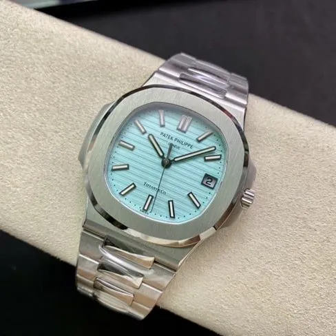 top-tierPatek Philippe co-branded Tiffany global limited edition Nautilusreplica watch front view