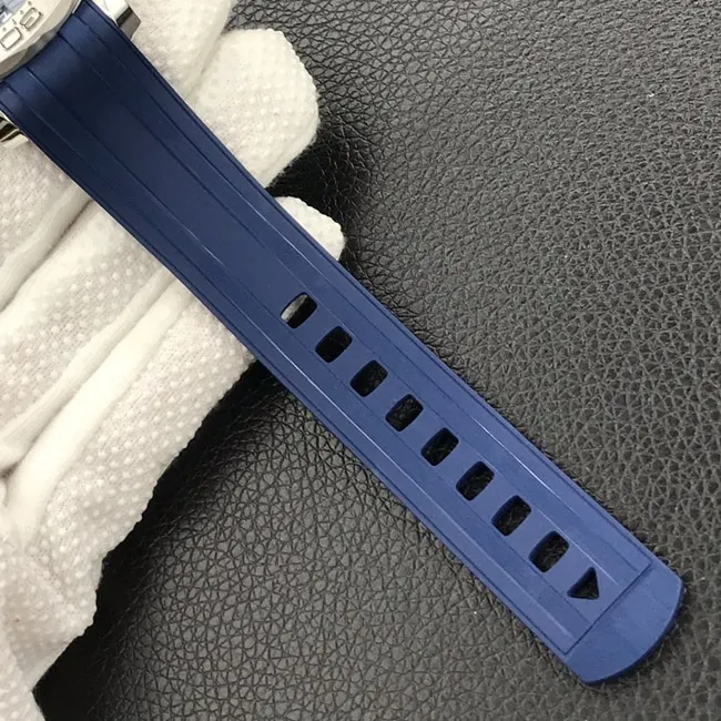 OR factory top-tier watch Omega men's blue dial blue belt Seamaster series watch side view