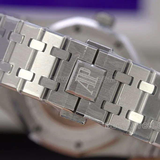 Audemars Piguettop-tier1:1replica watch BBR Royal Oak series 26574ST.OO.1220ST.03blue dialmoon phase