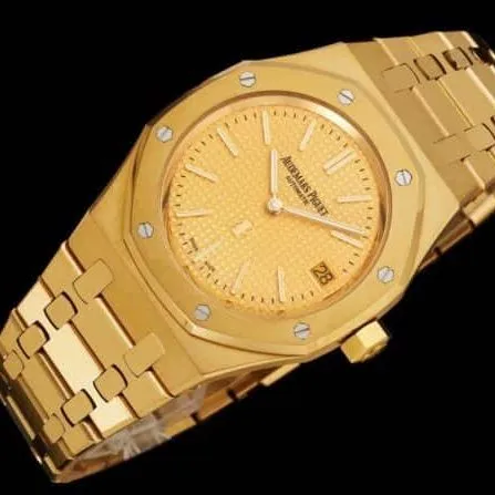 top-tier watch Audemars Piguet super two-needle mechanical movement Royal Oak15202 gold plate yellow bottom men's watch clasp picture