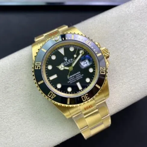 VS Factorytop-tier replicaRolex all gold Black Submariner men's mechanical watch 41mm new shell type genuine mold opening front view