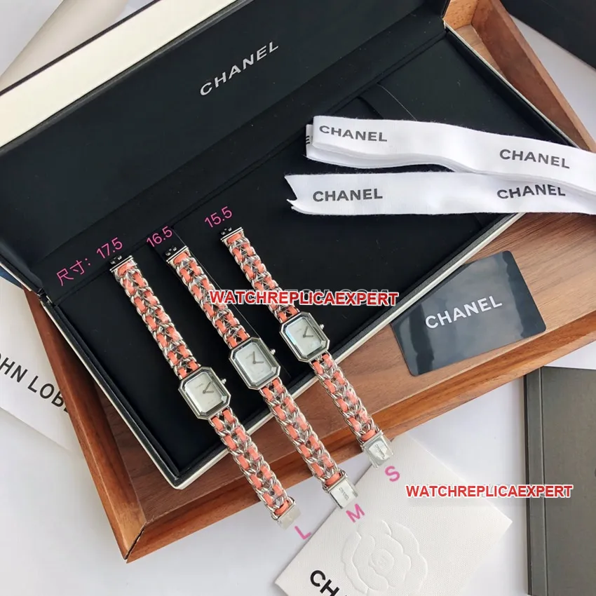 Chanel1:1super white mother-of-pearl dial pink leather chain bracelet side live photo