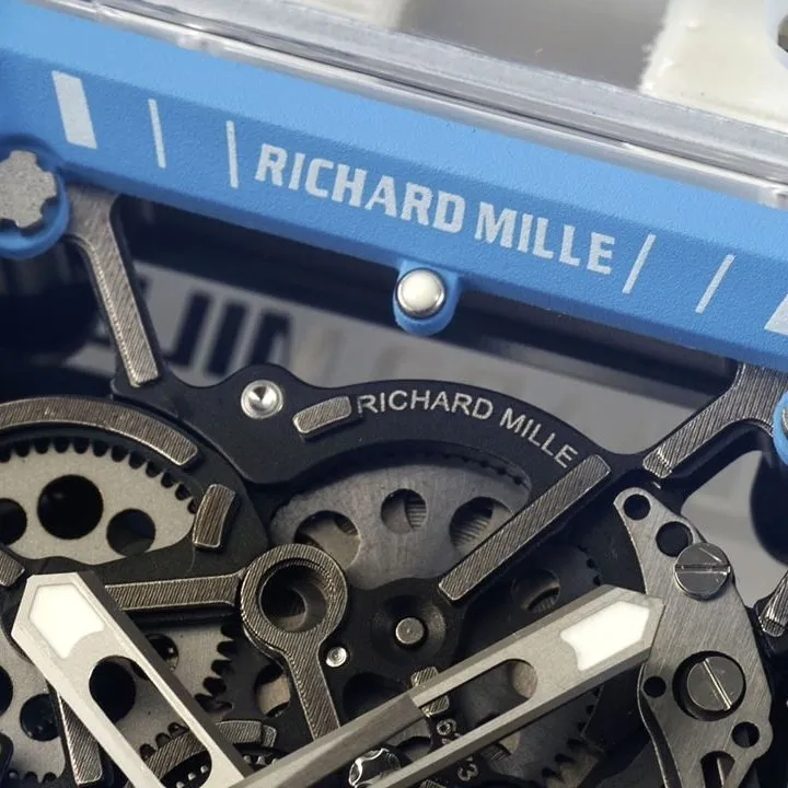 Richard Mille Men's Watch Transparent Hollow Disc Rubber Model RM35-01caseback live photo