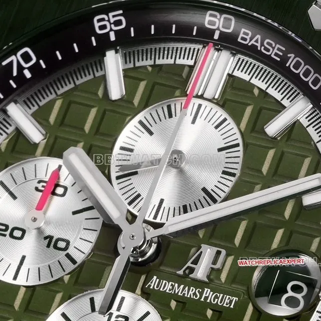 TW factory Audemars PiguetRoyal Oak offshore type top-tier khaki green dial rubber model 26400caseback live photo