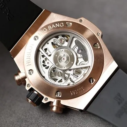 top-tier replicaHublot1:1 watch men's gold disc rubber strap full diamond v2 version BigBang series watch front view