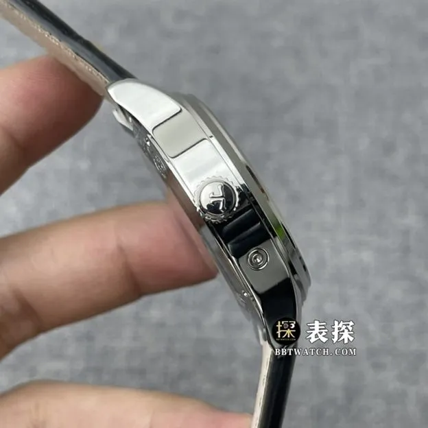 ZF factory Jaeger-LeCoultre Master 1428421 super A watches men's silver plate dual time zone strap models pictures and price side real picture