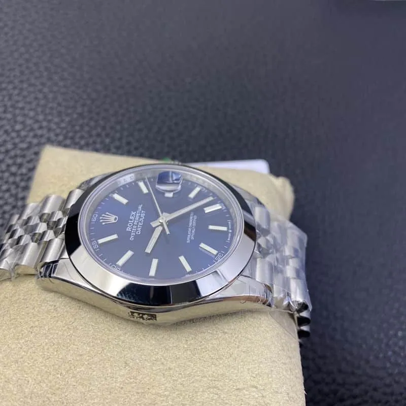 Rolextop-tier watch aperture log series men's mechanical watch front view