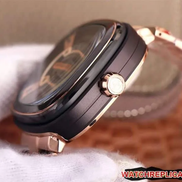 Seven day display five watch SEVENFRIDAY/automatic movementmen's watch Swiss steel bracelet large dialrose gold color side view