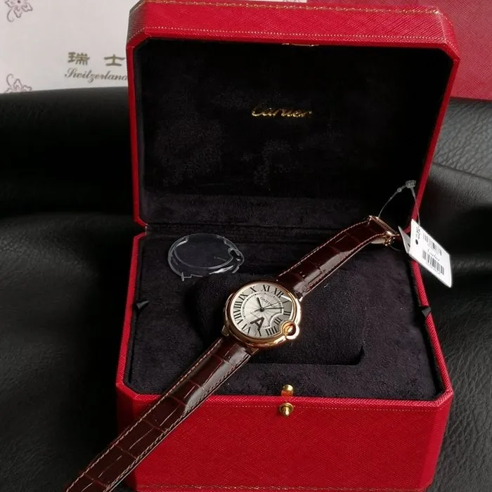 top-tier watch Cartier men's white dial blue balloon series c series leather strap watch clasp picture