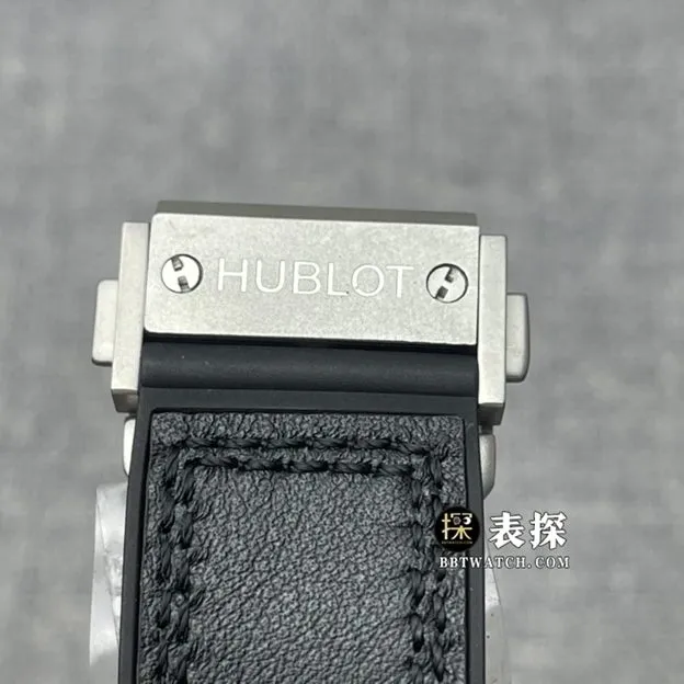 JB men's Hublot1:1replica watch hollow disc rubber model 906.NX.0129.VR.AES13 side view