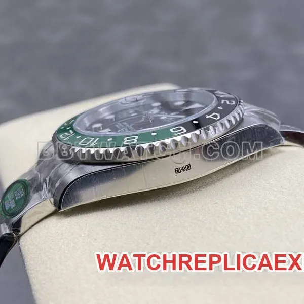 Rolex collectible watch ARF FactoryGMT-MasterGMT green and black circle 3285 three grid link front live photo