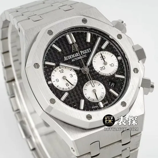 IPFRoyal OakAudemars Piguet1:1replica watch black panda plate steel bracelet model 26331ST.OO.1220ST.02side live photo