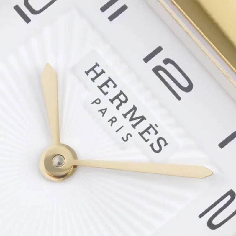 Hermès ladies' watchtop-tierhigh-quality replicaHeureH series quartz square fashion watch khaki braceletrose gold plate side view