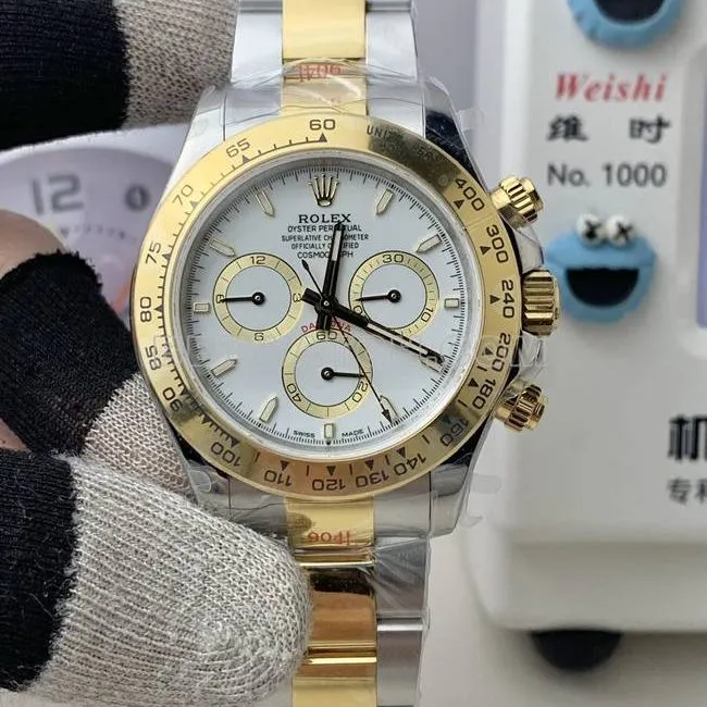 QF factory collectible watch DaytonaRolexwhite dial4131 mechanical gold braceletside live photo