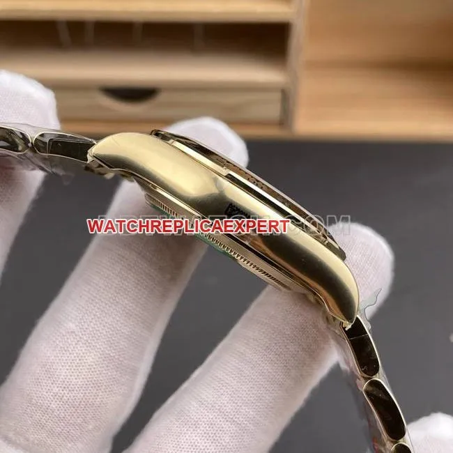 1:1replica watch CBD factory RolexDaytona4130 mechanical gold plate 40mmbraceletlive photos
