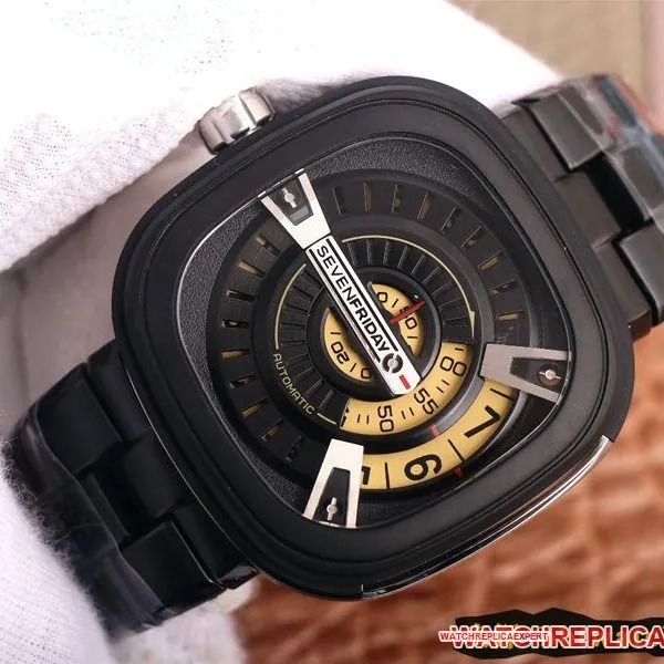 watch seven day display five SEVENFRIDAY/automatic movementmen's watch Swiss steel bracelet large dial all black front view