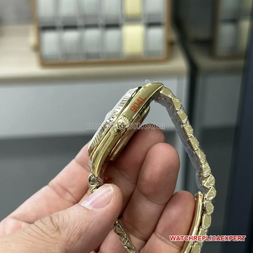 GM FactoryRolexDay-Date type 1:1super gradient green dialm228238-0069braceletlive photos