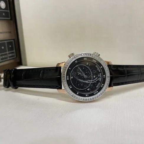 Patek Philippetop-tierhigh-quality watch men's black dial black belt South African T square diamond leather strap watch clasp picture
