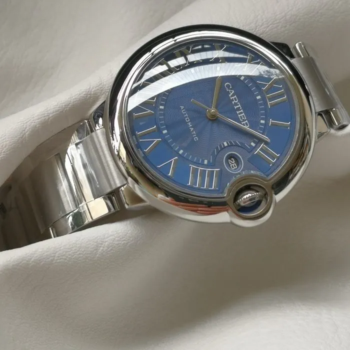 top-tier watch Cartier men's blue dial blue balloon mechanical steel bracelet watch side view