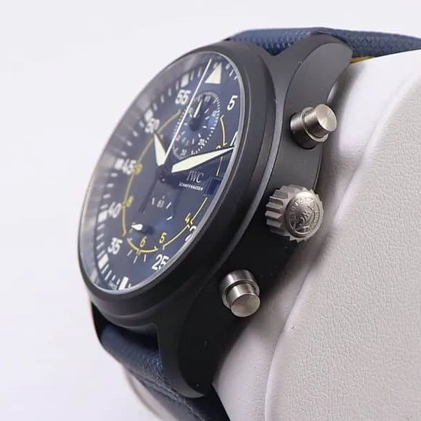 IWC watch pilot series watch TOP GUN naval air combat unit chronograph watch clasp picture