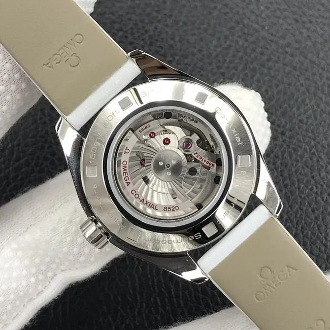 3S factory top-tier replicaOmega women's black dialrubber strapautomatic movement watch side view