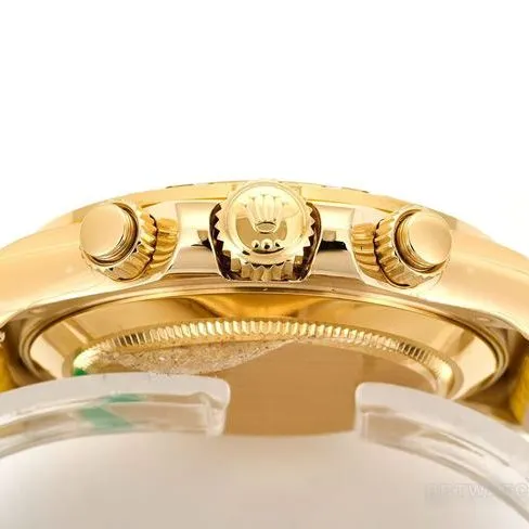 collectible watch Rolex Daytona yellow mother-of-pearl disc diamond bezel116519braceletlive photos