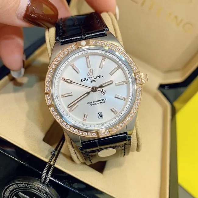 Breitlingtop-tier women's white dial black belt fully automatic movementleather strap Nanhai capsule series watch front view