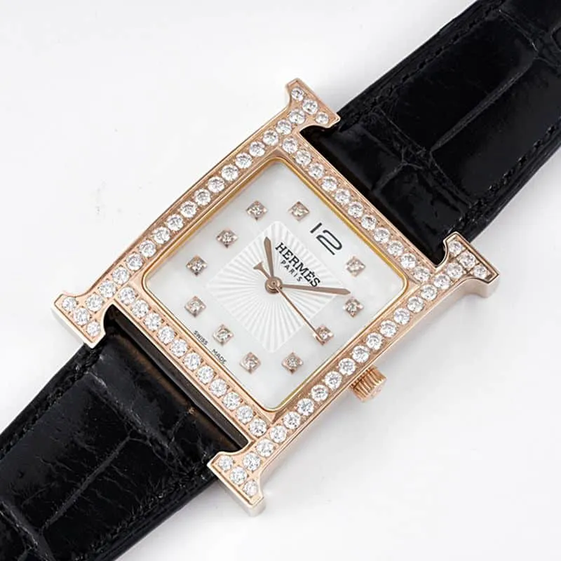 Hermès top-tier watch HeureH three-hand series ladies quartz diamondleather strap watch side view
