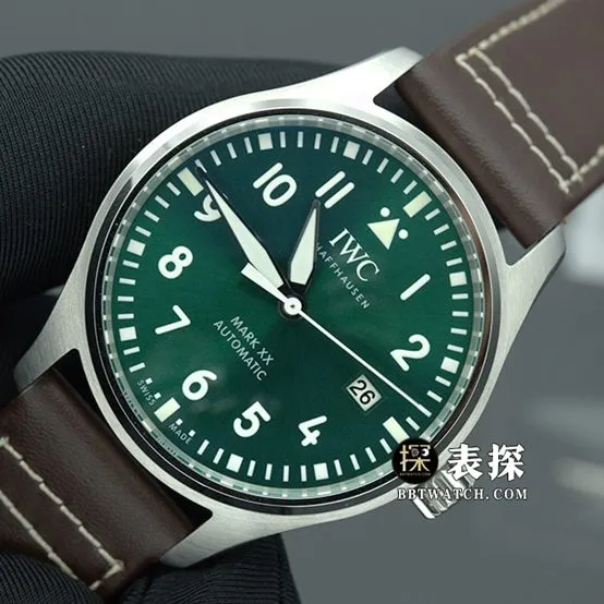 M+ pilot IWC1:1replica watch lumegreen dialleather strap model IW328205caseback live photo