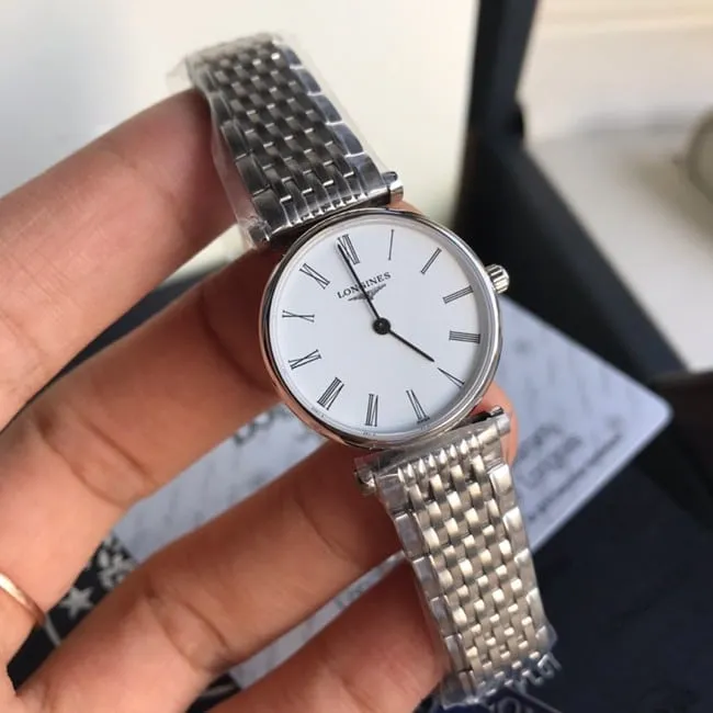 Essential Guide to Women's Watch Wearing